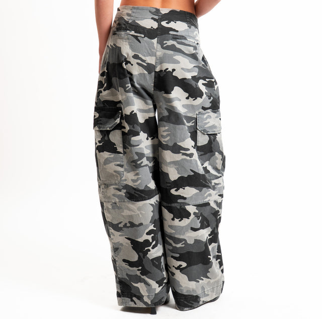 Tensione in-Pantalone cargo camouflage - grigio/nero/perla