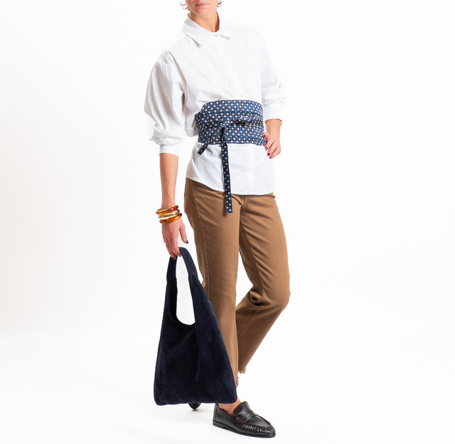 Tensione in-Camicia con cintura fantasia - bianco/blu