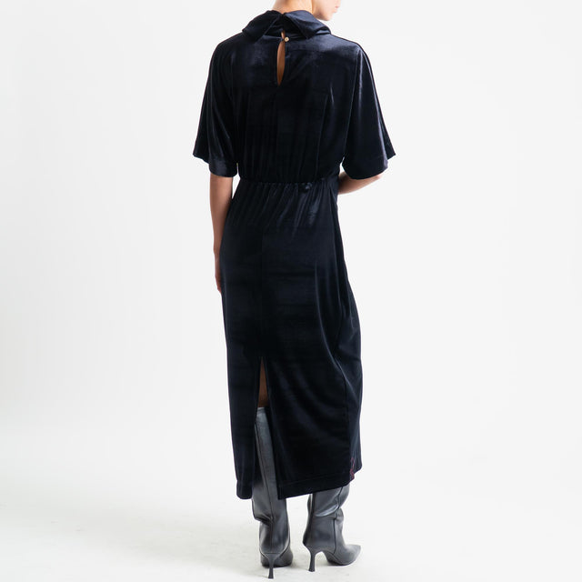 Tensione in-Abito ciniglia mezza manica - nero