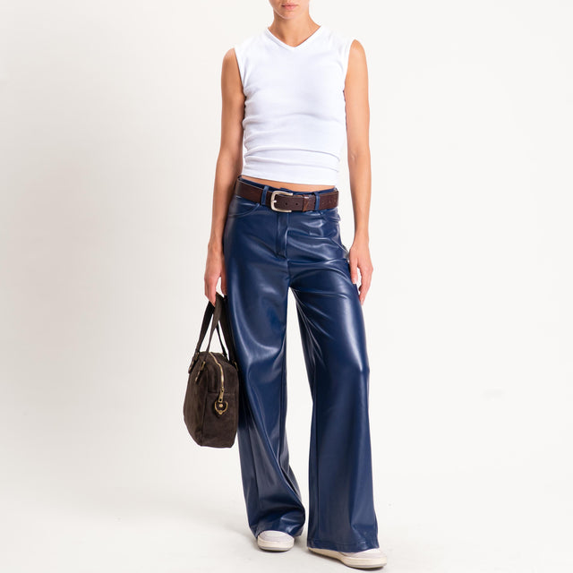 Tensione in-Pantalone GIUSI wide leg similpelle - blu