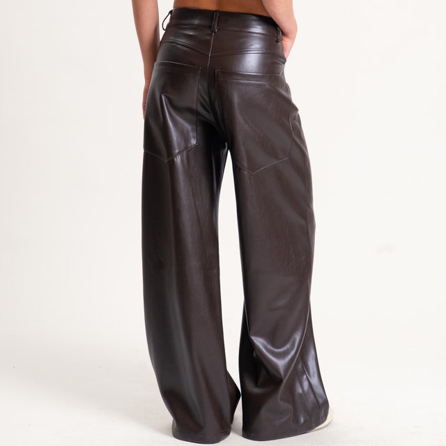 Tensione in-Pantalone GIUSI wide leg similpelle - caffe'