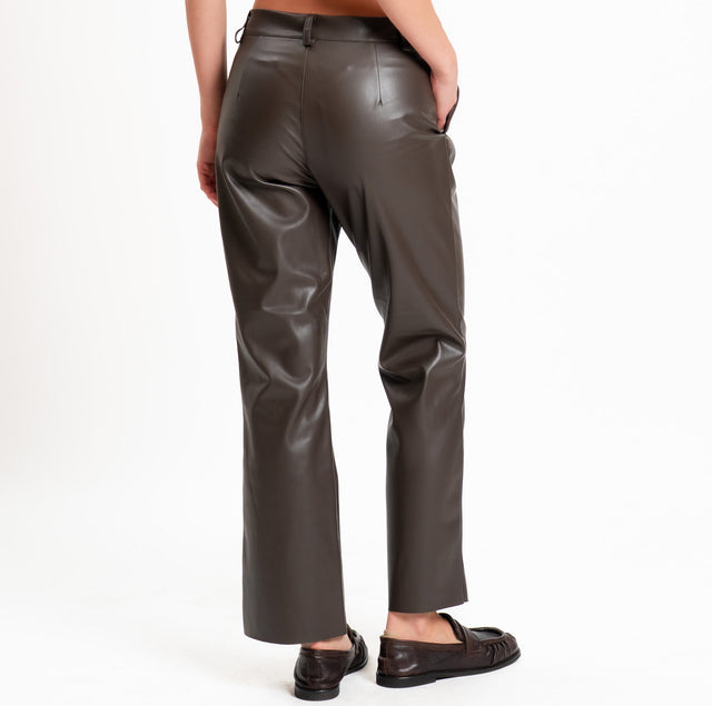 Tensione in-Pantalone similpelle trombetta - moro