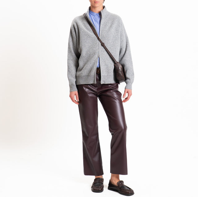 Tensione in-Pantalone similpelle trombetta - vino