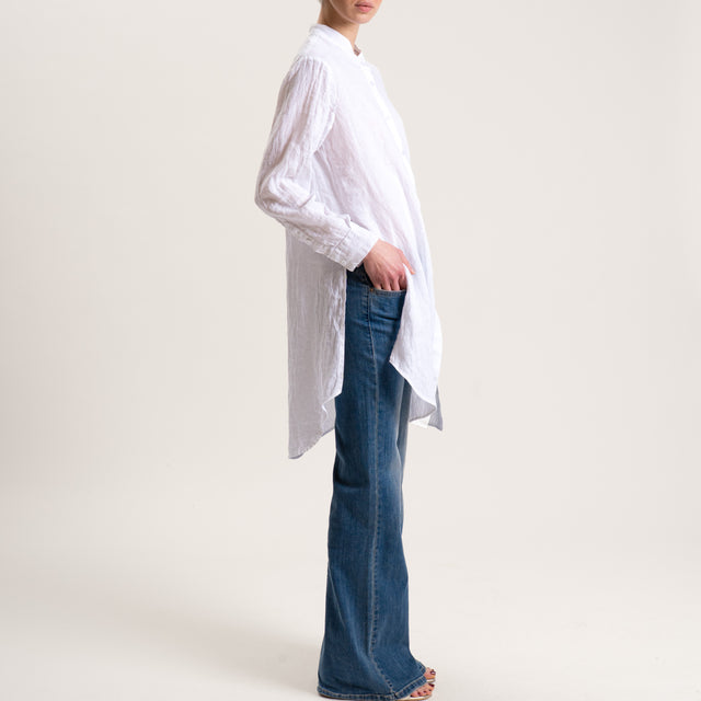 Tensione in-Camicia oversize in lino con spacchi laterali - bianco