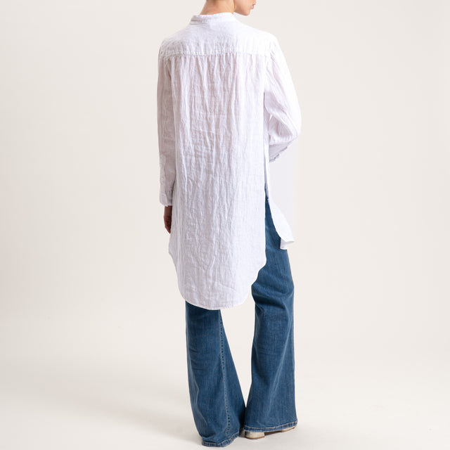 Tensione in-Camicia oversize in lino con spacchi laterali - bianco