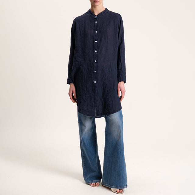 Tensione in-Camicia oversize in lino con spacchi laterali - blu