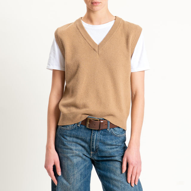 Tensione in-Maglia smanicata misto cashmere - camel