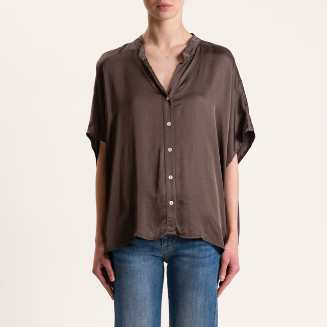 Tensione in-Camicia satin manica scesa - cioccolato