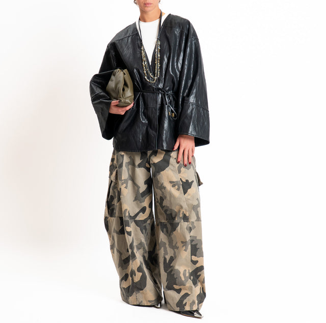 Tensione in-Kimono similpelle con cintura - nero