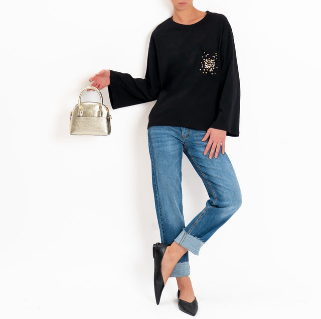 Tensione in-T-shirt taschino con applicazione cabochon - nero