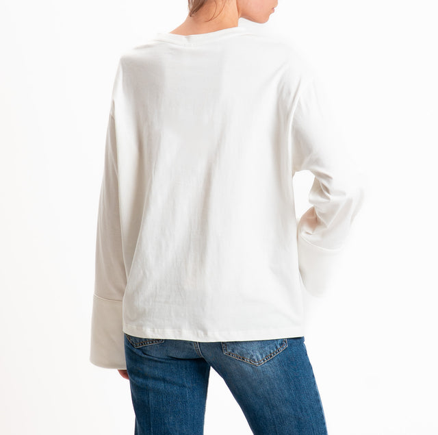 Tensione in-T-shirt manica ampia con polsini e bottoni - panna