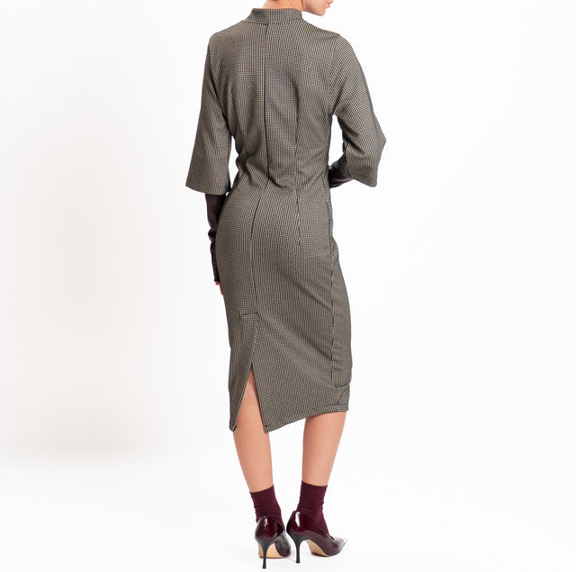 Tensione in-Abito pied de poule con manicotti - nero/beige