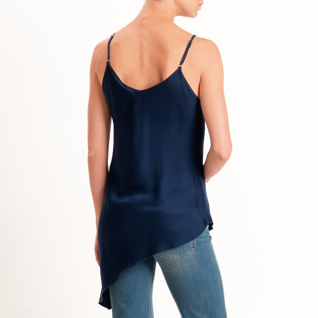 Tensione in-Top asimmetrico in satin - blu