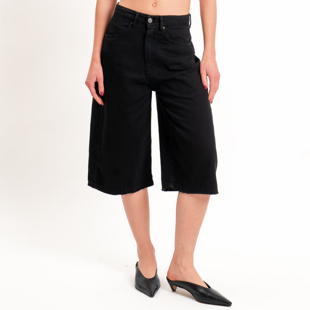 Tensione in-Bermuda Giusi drill cotone superpocket - nero