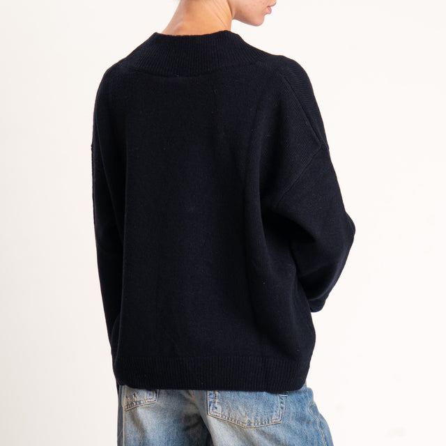 Tensione in-Maglia 100% lana scollo v - nero