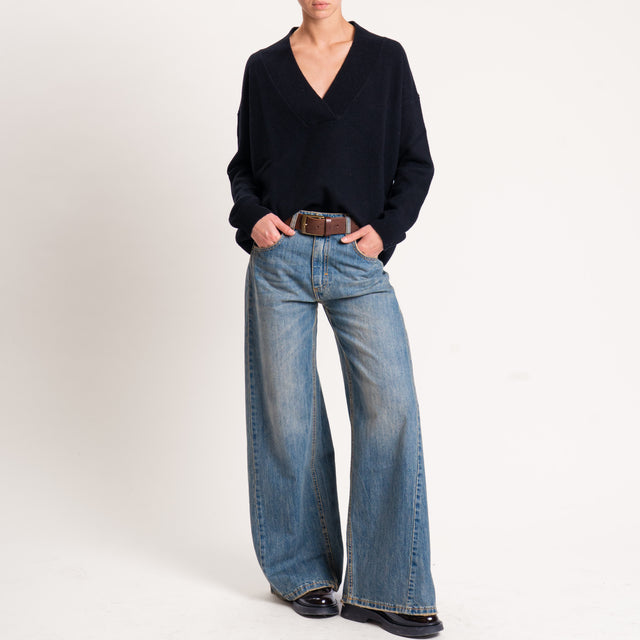 Tensione in-Maglia 100% lana scollo v - nero