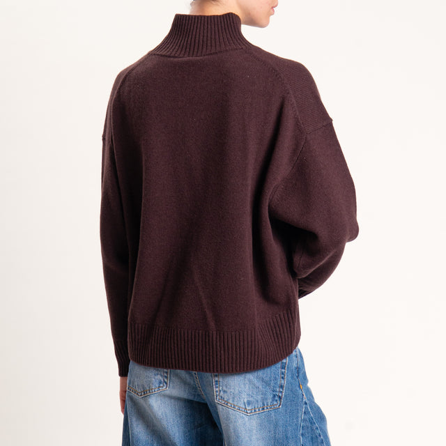 Tensione in-Maglia 100 % lana collo montato - moro