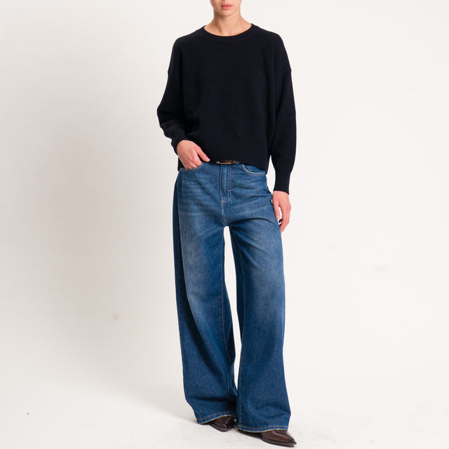 Tensione in-Maglia 100% lana stondata - nero
