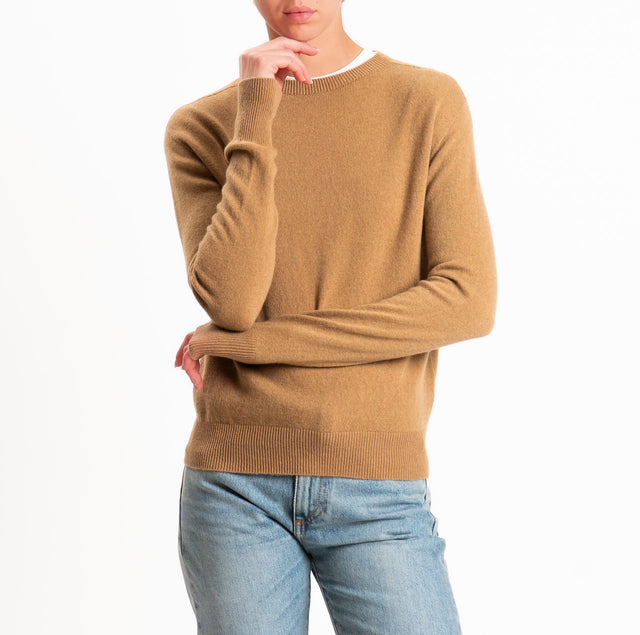 Tensione in-Maglia girocollo 100% LANA SOFT - cammello
