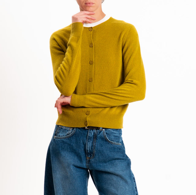 In-Cardigan tension 100% SOFT WOOL - oil