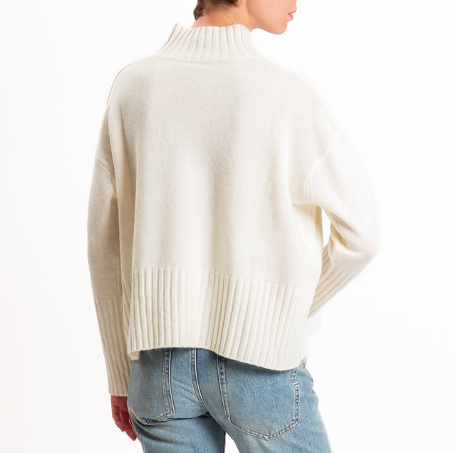 Tensione in-Maglia collo cratere 100% LANA SOFT - panna