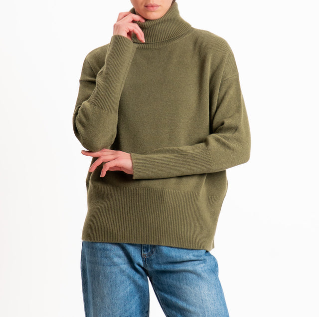 Tensione in-Maglia collo alto 100% LANA SOFT DOPPIO FILO - militare