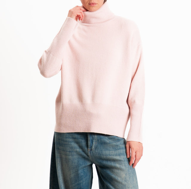 Tensione in-Maglia collo alto 100% LANA SOFT DOPPIO FILO - rosa