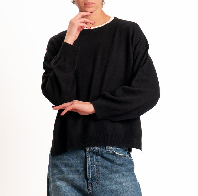Tensione in-Maglia 100% LANA SOFT spacchi laterali - nero