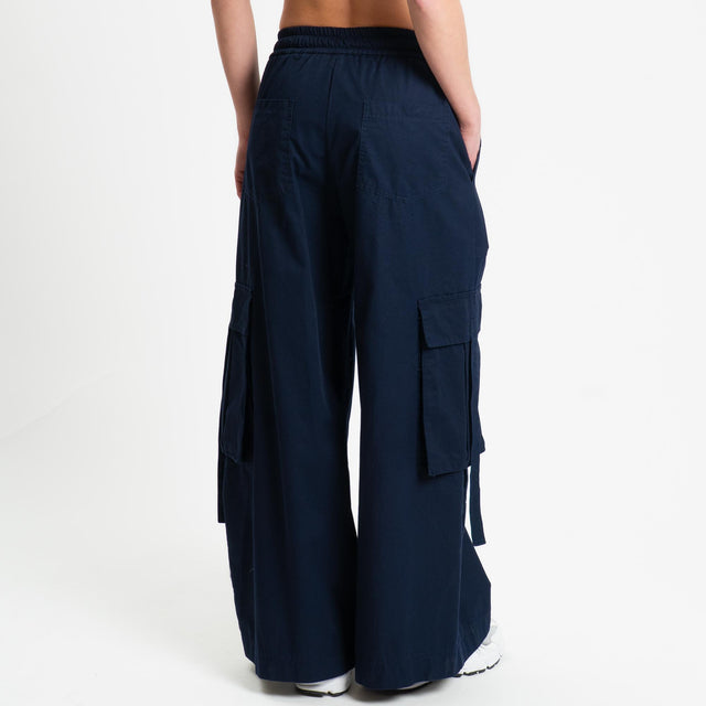 Tensione in-Pantalone cargo con coulisse - blu
