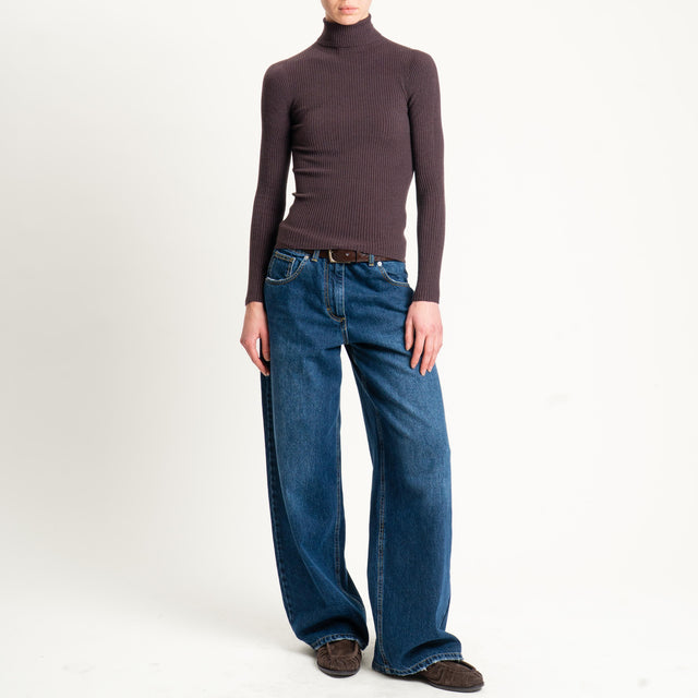 Tensione in-Maglia collo alto a costine - moro