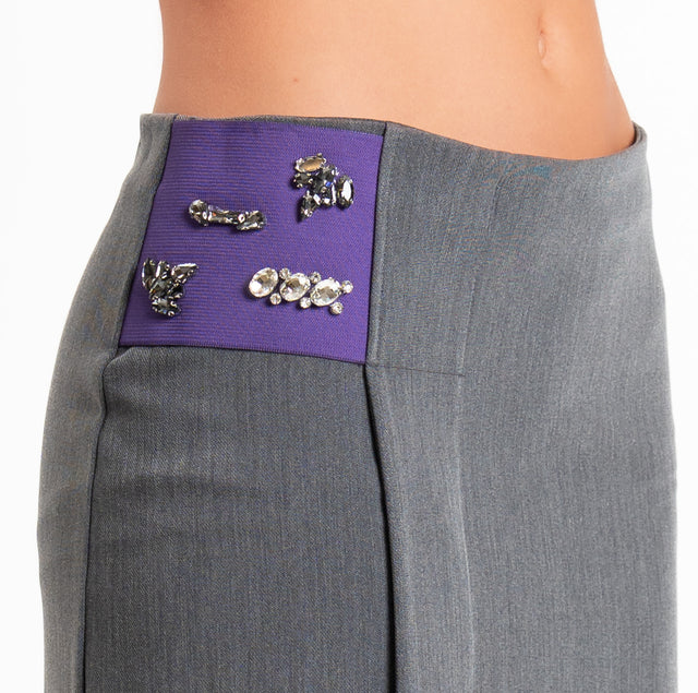 Tensione in-Gonna portafoglio con applicazione cabochon - grigio/viola