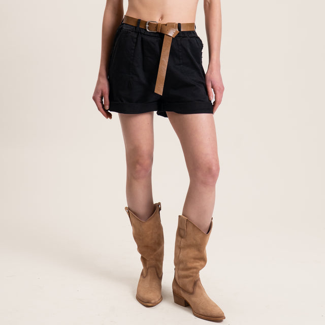 Tensione in-Shorts tasche sfrangiate con elastico - nero