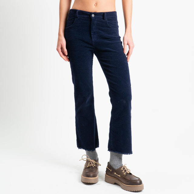 Tensione in-Pantalone velluto mille righe sfrangiato - blu scuro