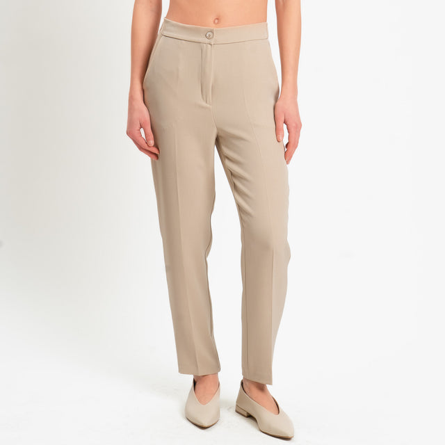 Tensione in-Pantalone straight elastico dietro tessuto fluido - beige