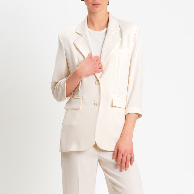 Tensione in-Giacca due bottoni tessuto fluido - latte