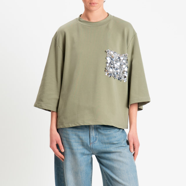 Tensione in-Felpa light con taschino maxi paillettes - salvia