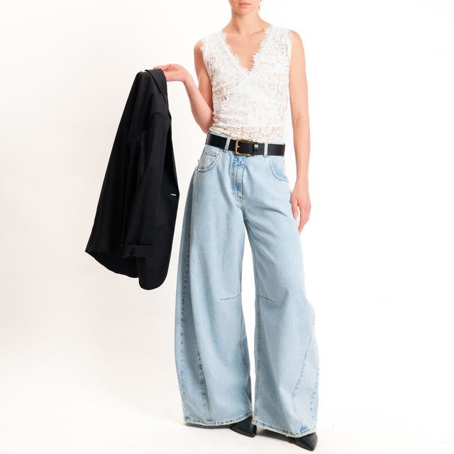 Tensione in-Body in pizzo scollo v - panna