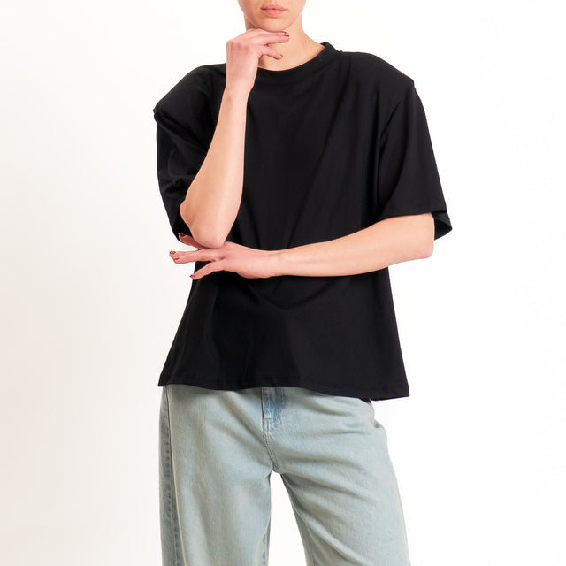 Tensione in-T-shirt girocollo con spalline - nero