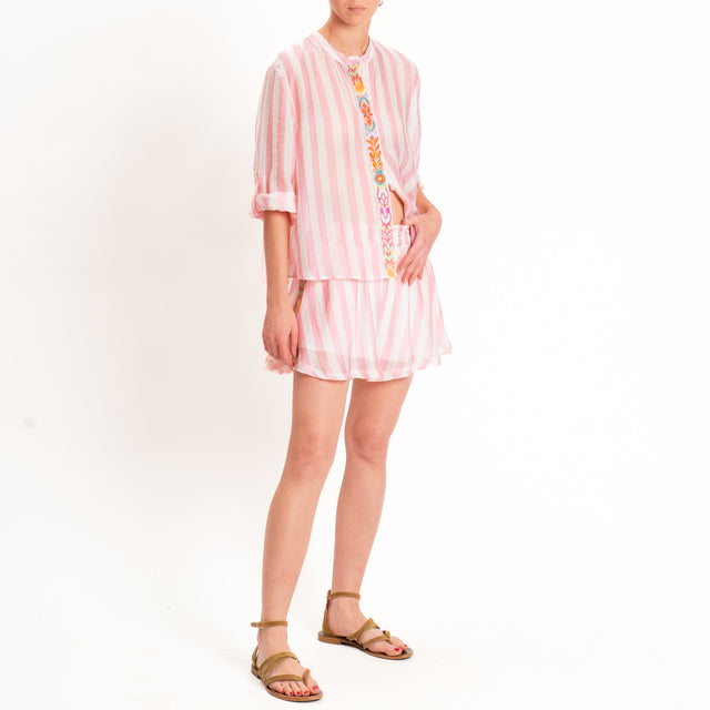 Tensione in-Camicia mussola a righe con ricami - panna/rosa