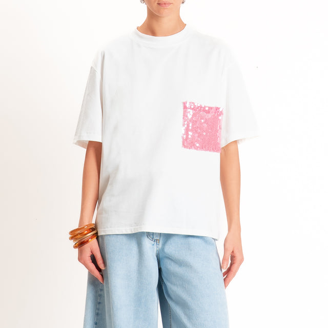 Tensione in-T-shirt taschino paillettes - panna/fucsia