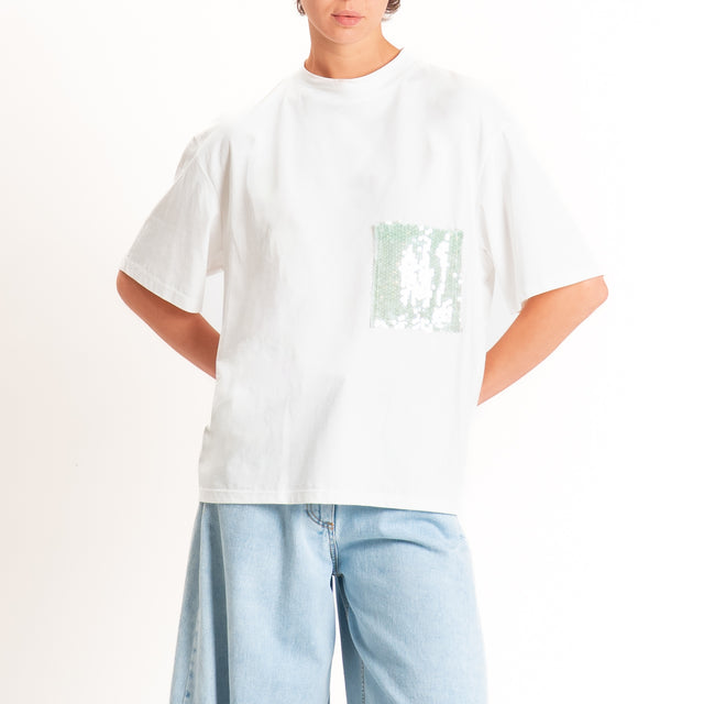 Tensione in-T-shirt taschino paillettes - panna/menta