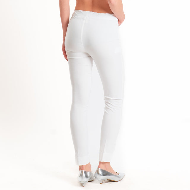Tensione in-Pantalone slim lungezza alla caviglia - bianco