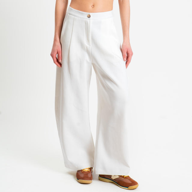 Tensione in-Pantalone wide leg felpa light tessuto elasticizzato - latte