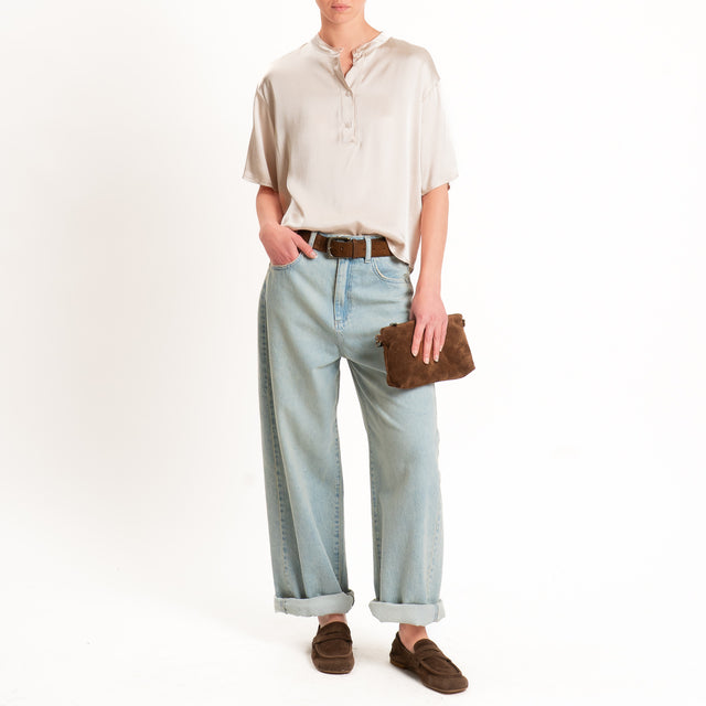 Tensione in-Blusa serafino satin elasticizzato - avena