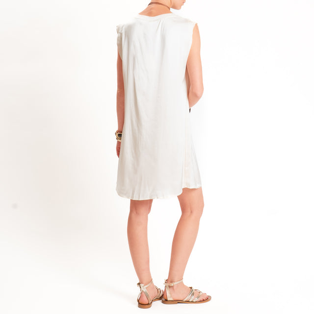 Tensione in-Abito satin smanicato elasticizzato - burro