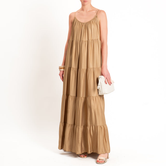 Tensione in-Abito satin con balze bretelle regolabili - desert