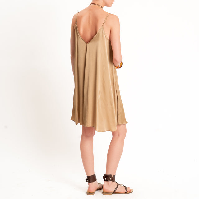 Tensione in-Abito satin bretelle regolabili - desert