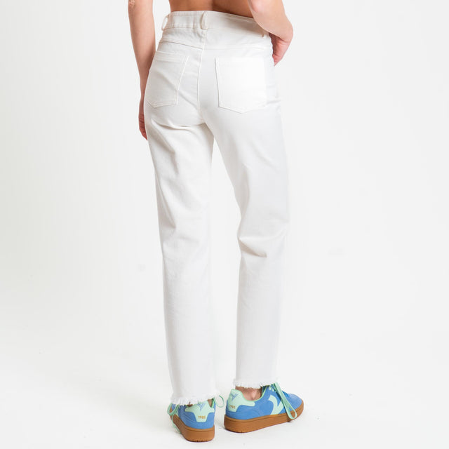 Tensione in-Pantalone sfrangiato slim straight- panna