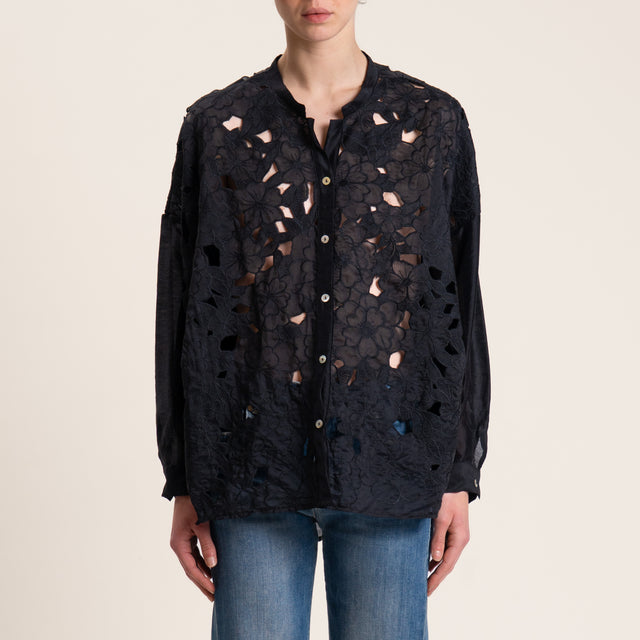Tensione in-Camicia mussola con ricami - nero