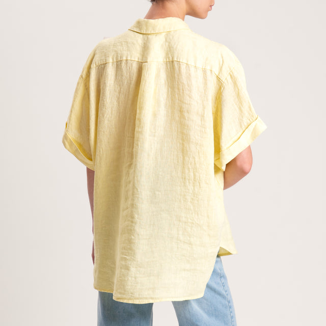 Pin de flor de lino 100 % Tension in-Shirt - amarillo